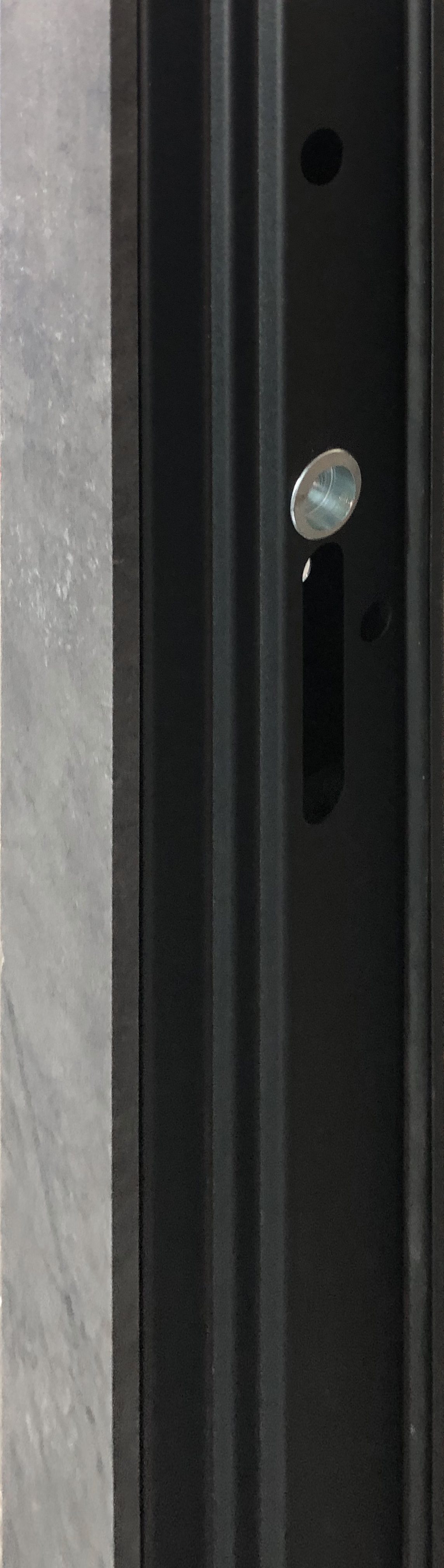 Входная металлическая дверь Прогресс темный бетон / светлый бетон